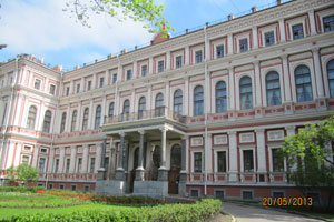 Дворец Великого князя Николая Николаевича (Ксенинский институт)